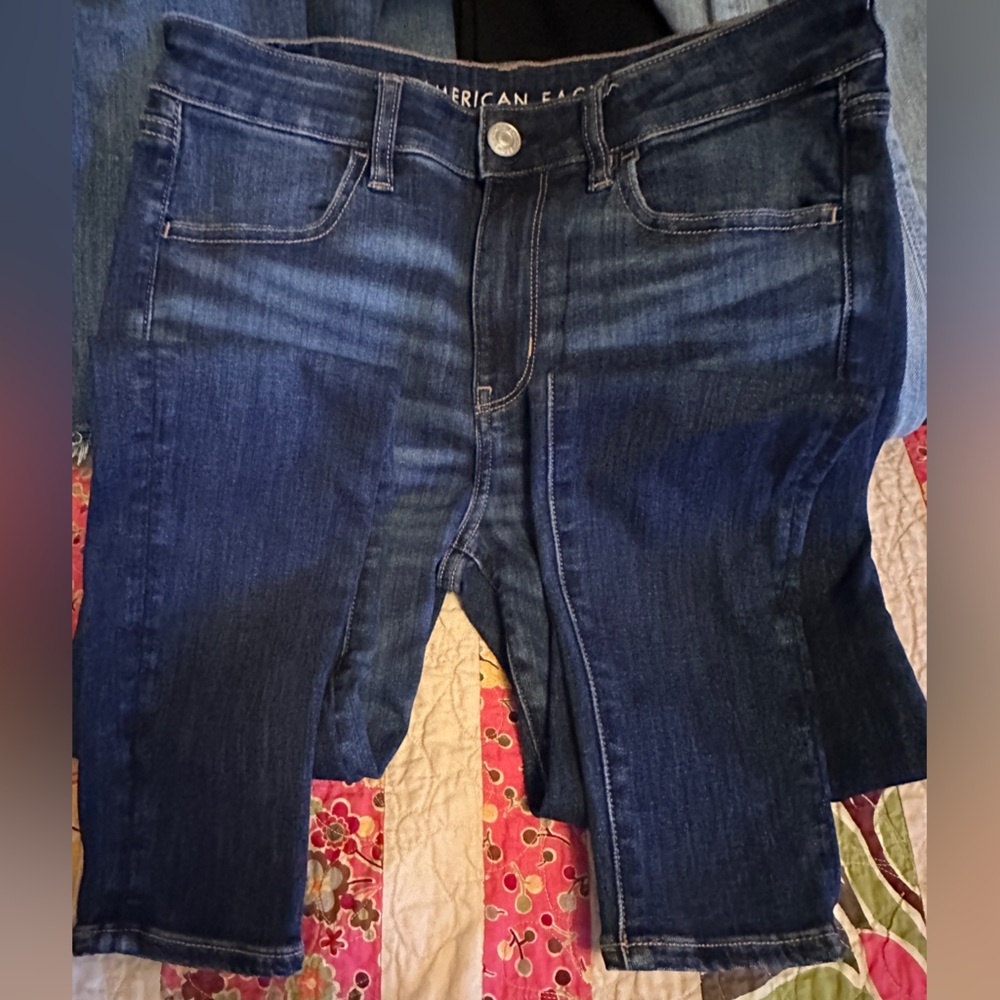 AE NWOT JEANS SZ 8
